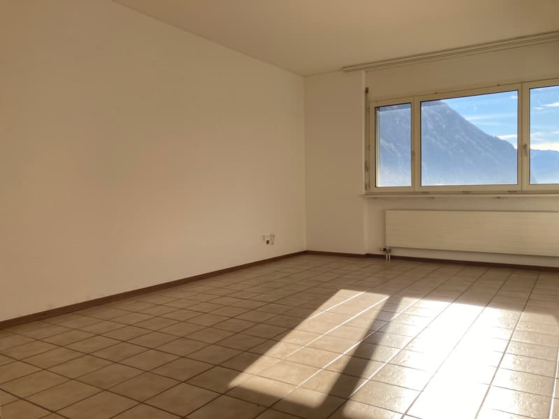 Vue sur la nature et espaces lumineux : votre nouvelle maison à Biasca (4)