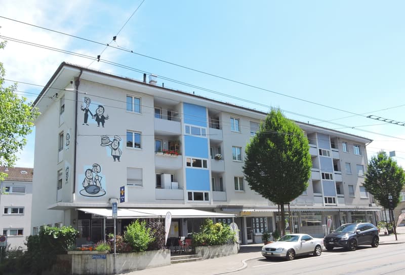 Spazio commerciale attraente in posizione ottimale (1)
