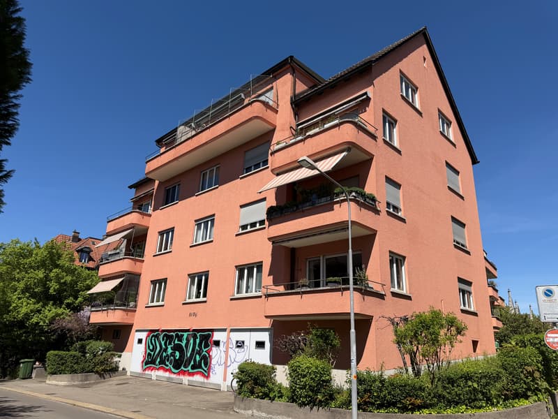 Appartement central et lumineux dans un quartier bien entretenu, limité à 1 an. (1)