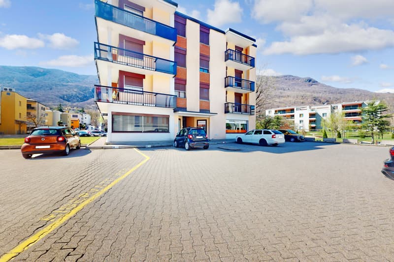 Local de dépôt de 74 m2 Largeur et praticité (1)