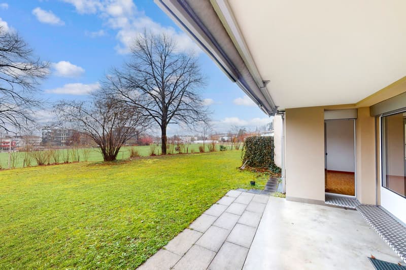 Well-maintained property in a quiet and sunny location! (9)