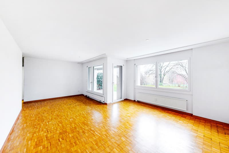 Well-maintained property in a quiet and sunny location! (2)