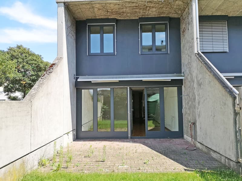 Attractive maisonette apartment with garden share (8)