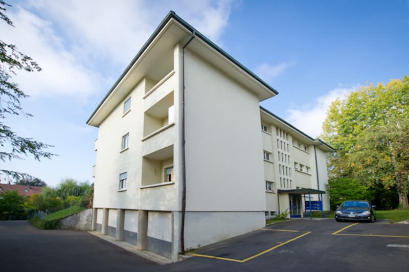 Garage / Box for rent in Pully! (2)