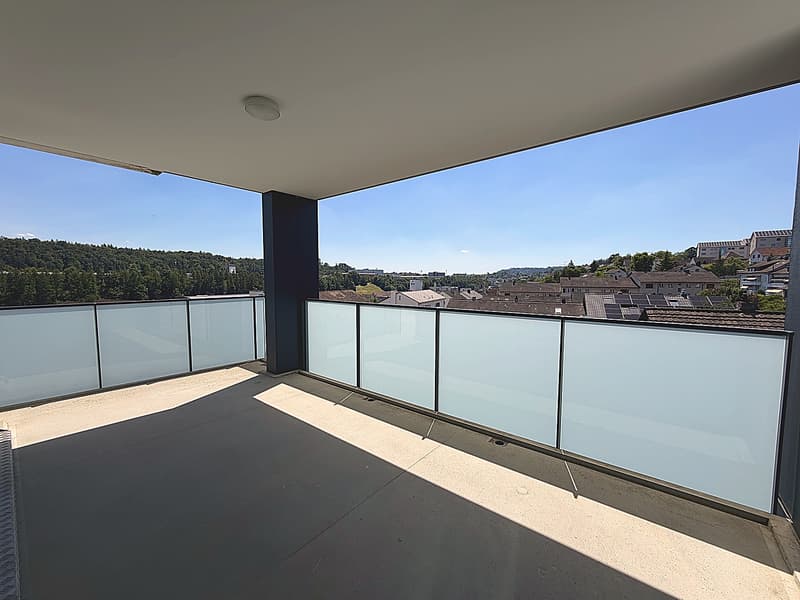 Ampio appartamento nuovo con vista mozzafiato (12)