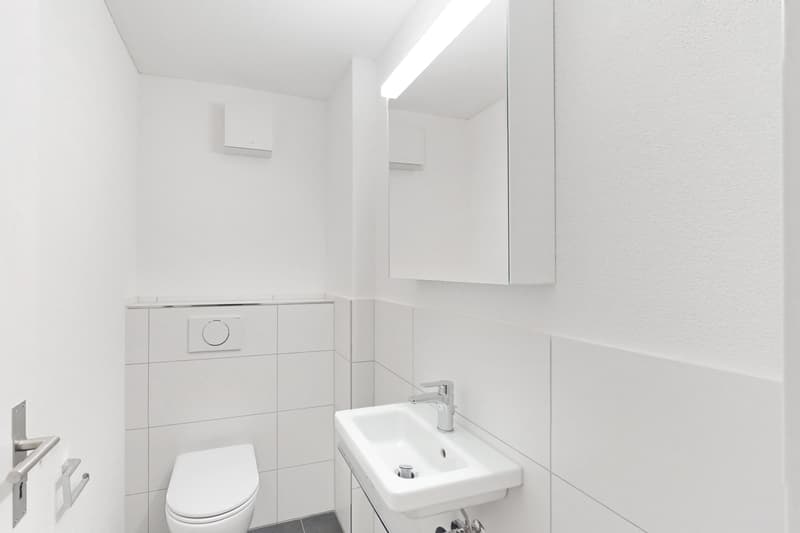 Vivere con comfort, appartamento moderno con balcone (9)