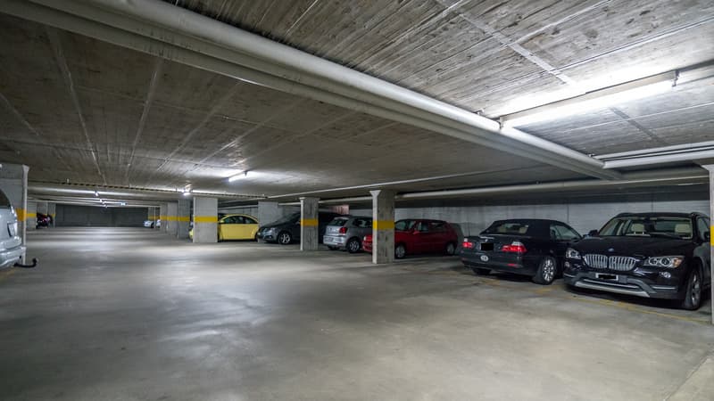 Parking spaces for rent (2)