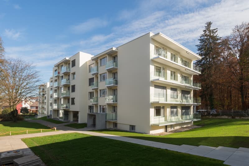 Ideal residential location - close to Zurich-Kloten Airport (2)
