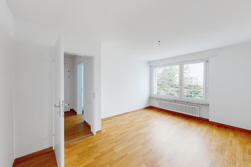 Ideal residential location - close to Zurich-Kloten Airport (4)
