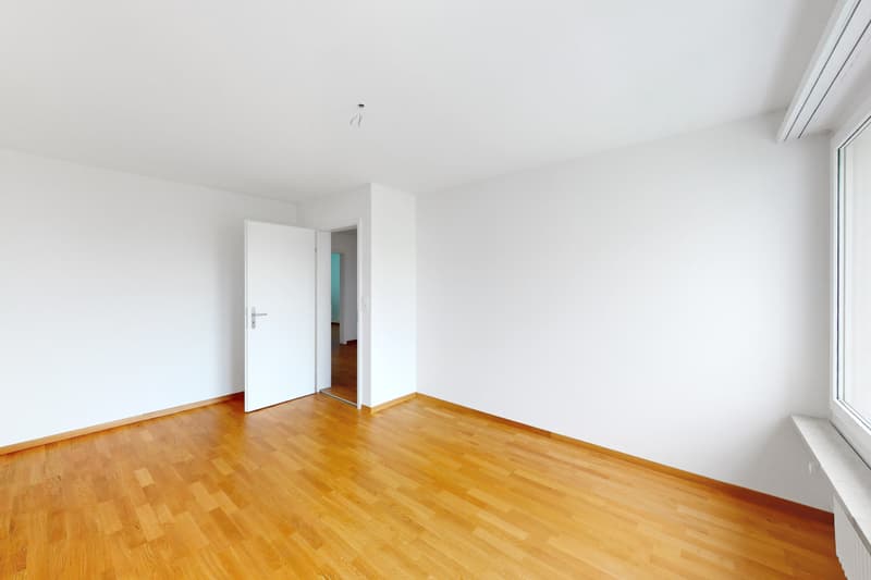 Ideal residential location - close to Zurich-Kloten Airport (5)