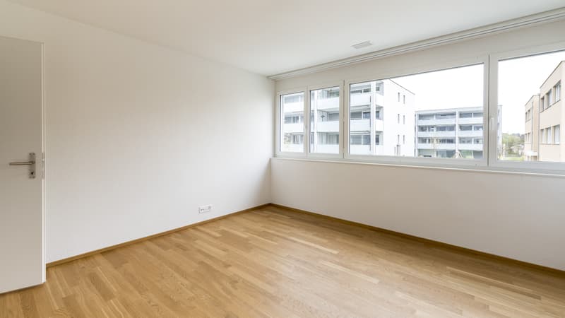 Your new family home with a spacious seating area (5)