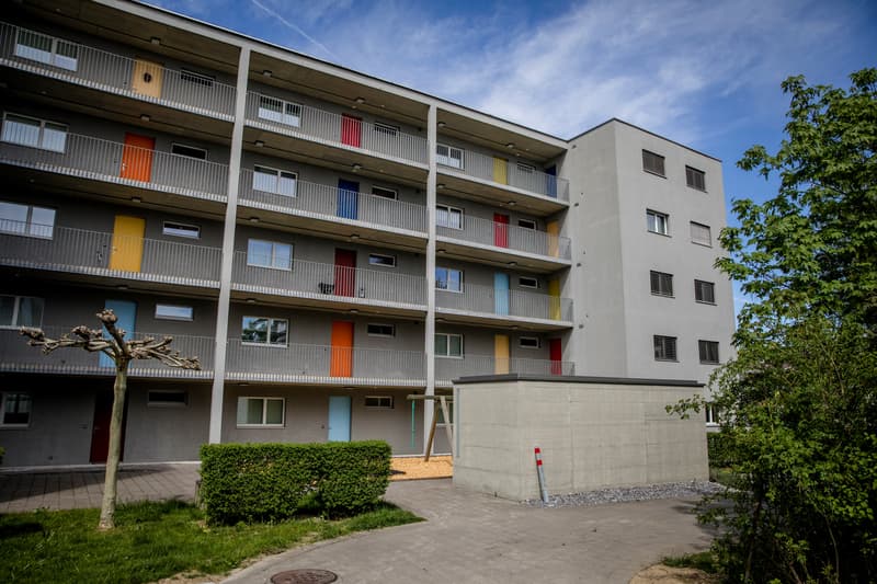 Motorradabstellplatz zu vermieten (3)