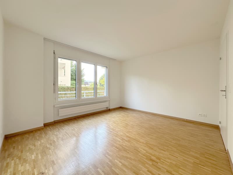 Your new home with garden seating area! (7)