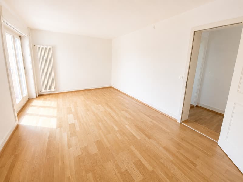 Charmante Wohnung zwischen Letzigrund & Hardplatz! (2)