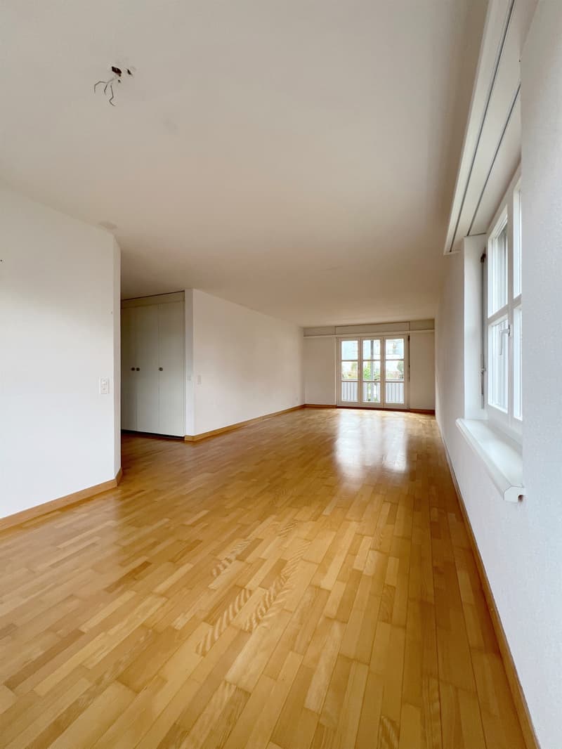 Ihr neues Zuhause nahe dem Zürichsee grosszügig und charmant (4)