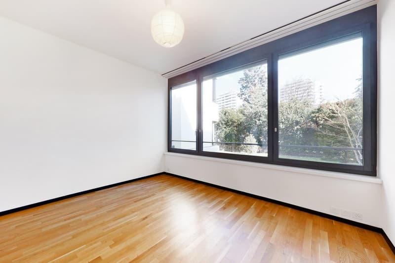 Traumhafte Wohnung an herrlicher Lage in Höngg! (4)