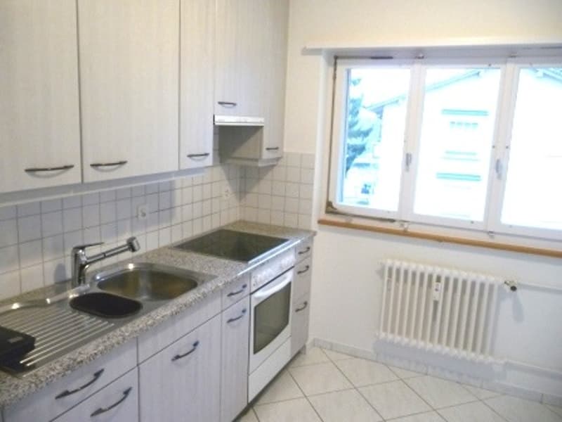 Appartamento situato in zona tranquilla (2)