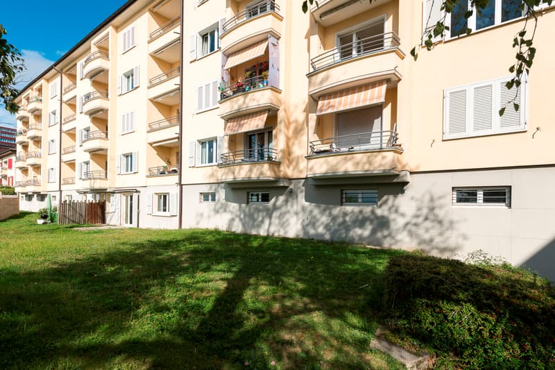 Beautiful apartment with lake view (1)