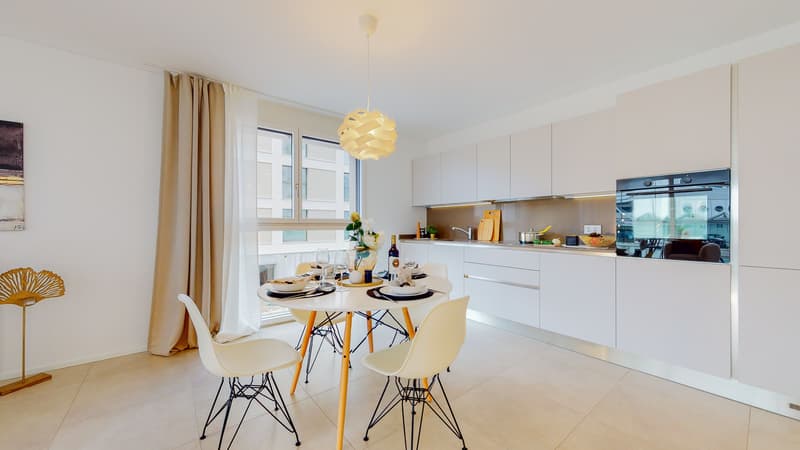 LocTowers elegant apartment with large windows (3)