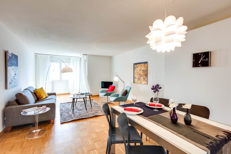 Spacious apartment with two balconies in an ideal location! (4)