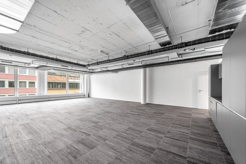 Renovated office space directly at Baden train station (1)