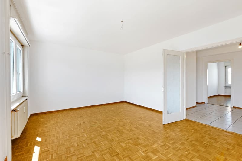 Close to the train station and city center! (5)