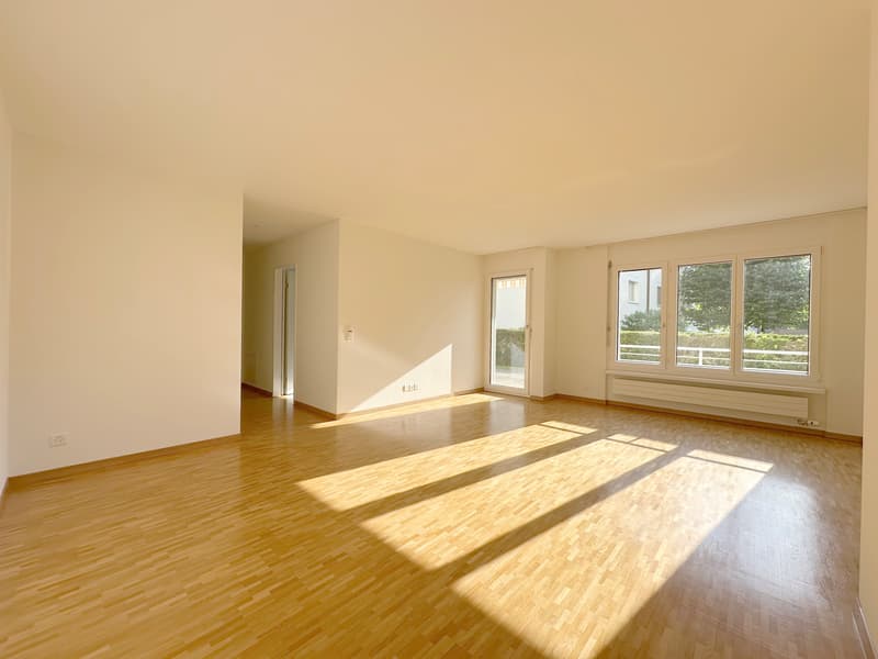 Ihr neues Zuhause mit Gartensitzpatz! (3)
