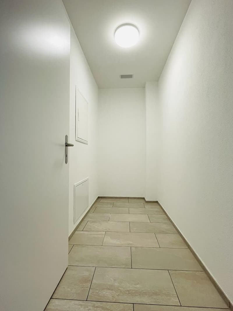 Modern 2.5-room apartment in Rheinfelden, near the train station (8)