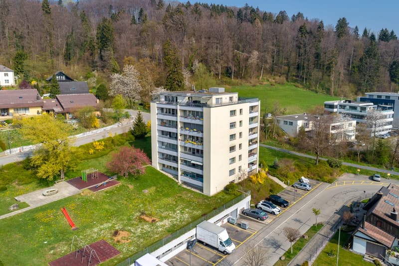 Apartment with spacious floor plan (2)