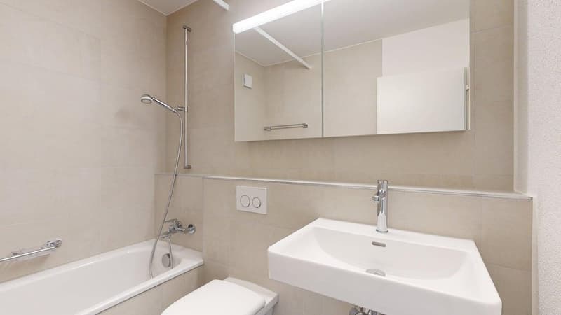 Central location, fresh renovation, lots of living comfort - FRESHLY RENOVATED! (4)