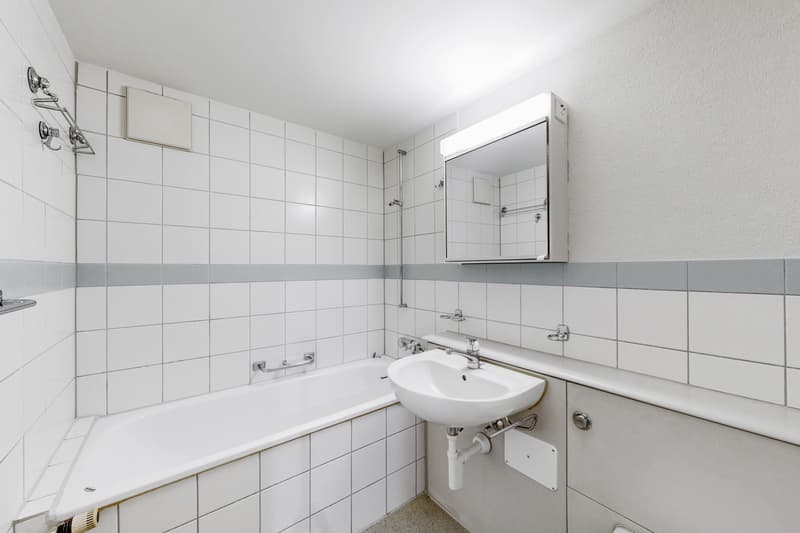 Looking for your first own apartment? (7)