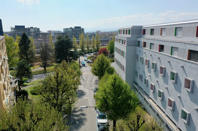 Studio moderno ideale per studenti - Buon TL CHF 300.00 offerto! (6)