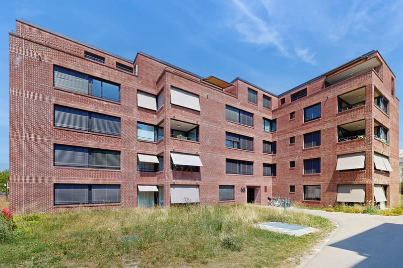 Appartamento moderno a Regensdorf (1)