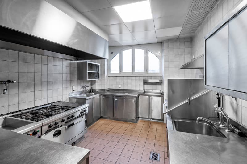 Restaurant / Vereinslokal in Zentrumsnähe sucht neuen Mieter! (8)