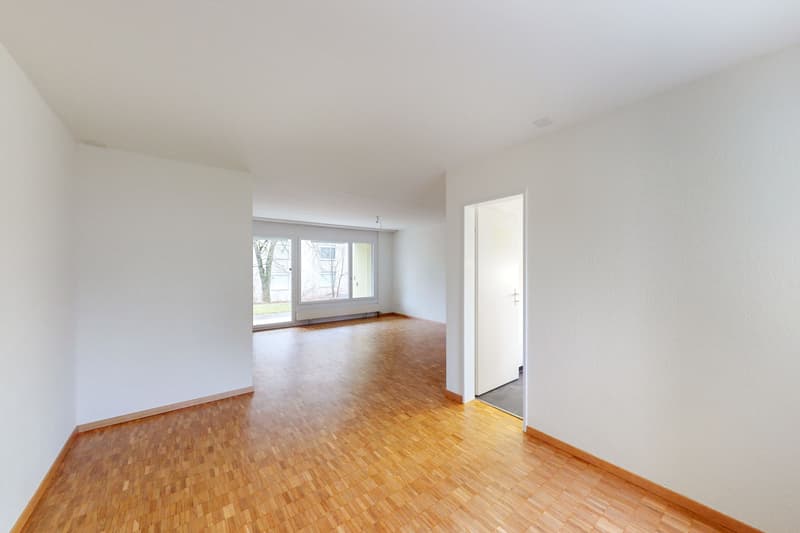Sonnige Wohnung an ruhiger Lage (4)