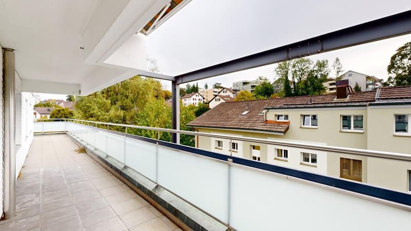 Wohnen mit Stil - grosszügige Attikawohnung im Geissmattquartier (11)