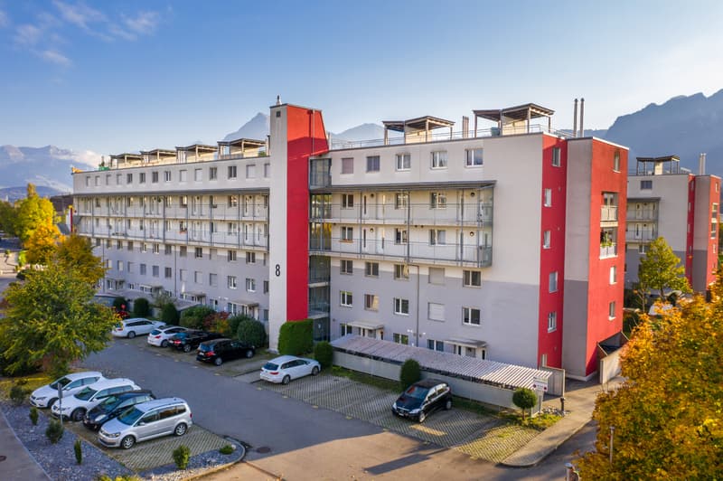 Appartement maisonnette moderne avec balcon et terrasse sur le toit (2)