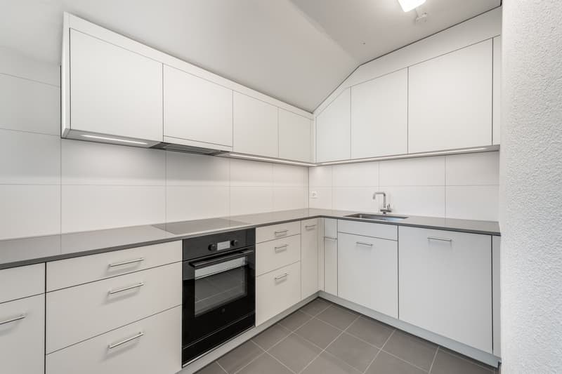 Platz für die ganze Familie frisch sanierte 5.5 Zimmer-Dachwohnung (5)
