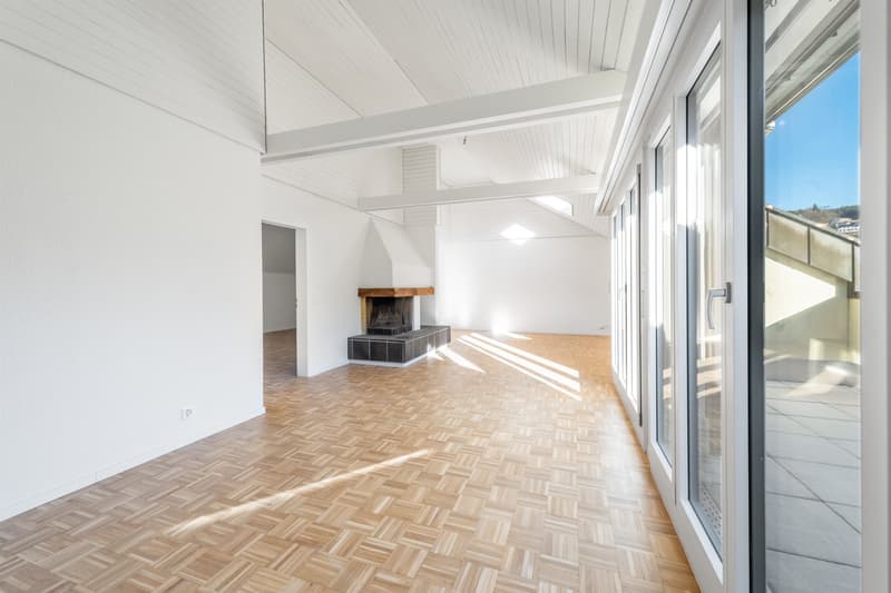 Platz für die ganze Familie frisch sanierte 5.5 Zimmer-Dachwohnung (2)