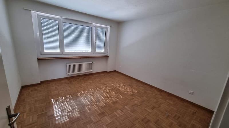 Frisch sanierte, sonnige Wohnung an idealer Wohnlage! (2)