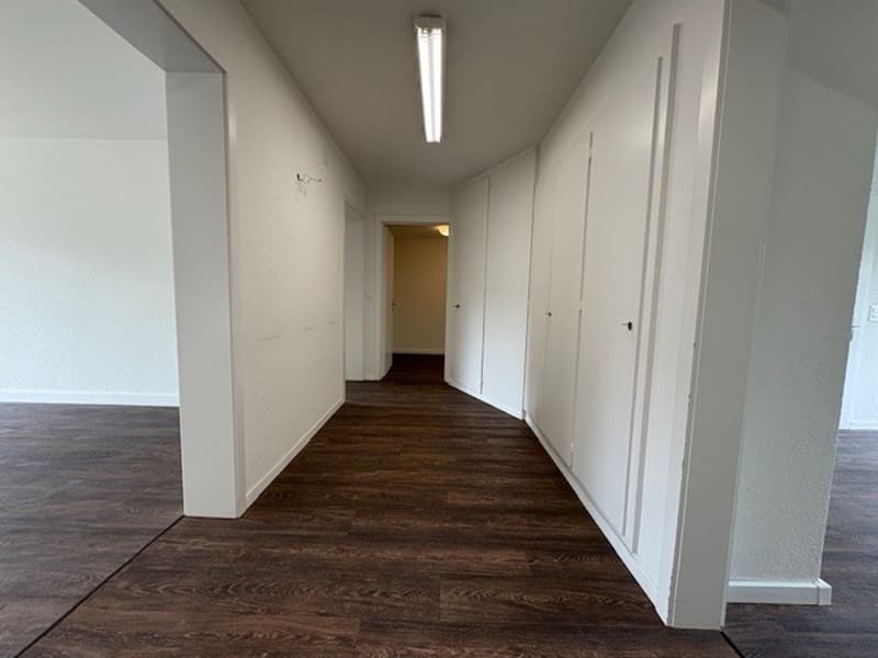 Büro- Praxisfläche - Atelierefläche direkt am Bahnhof! (9)
