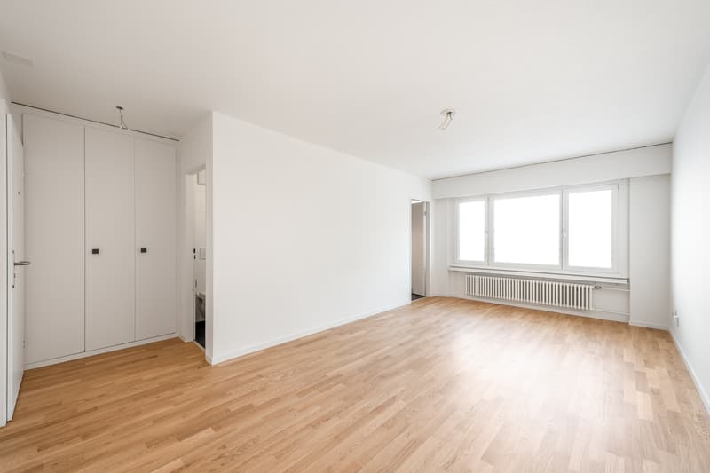 Frisch sanierte Singlewohnung im Herzen von Albisrieden! (4)
