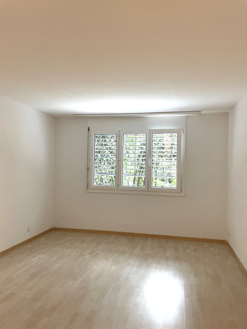 Superbe objet d'habitation avec espace de séjour ! (6)