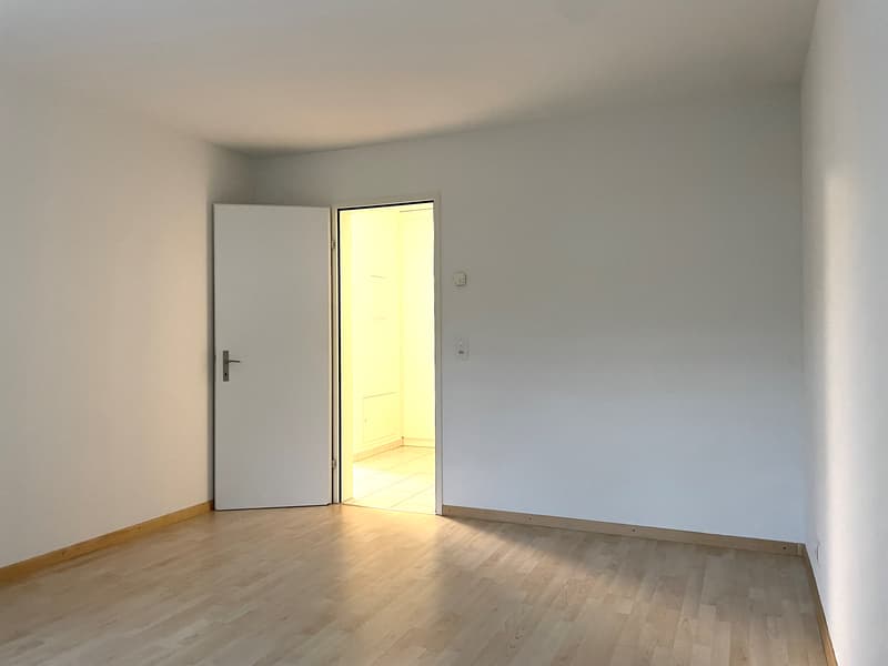 Superbe objet d'habitation avec espace de séjour ! (7)