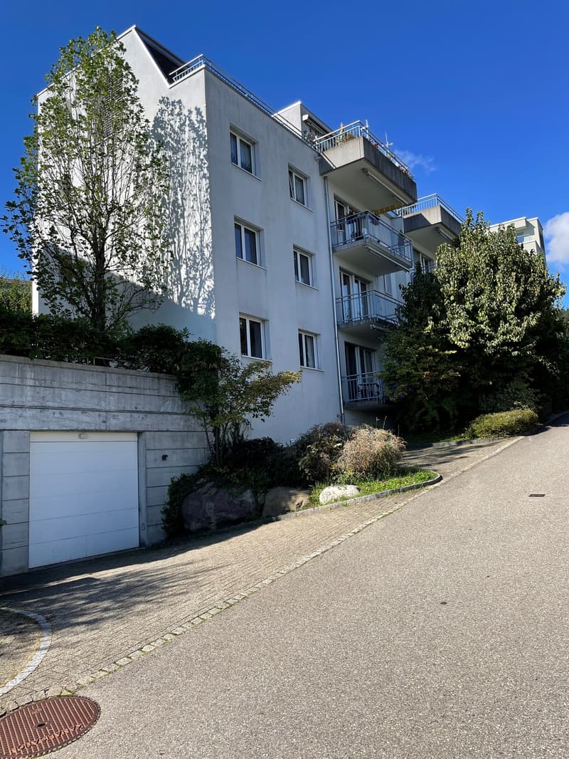 Superbe objet d'habitation avec espace de séjour ! (2)