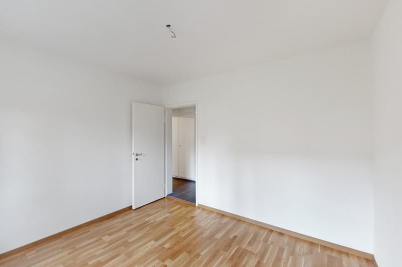 Grosszügige Wohnung in ruhiger Liegenschaft befristet bis 31.03.2028! (12)