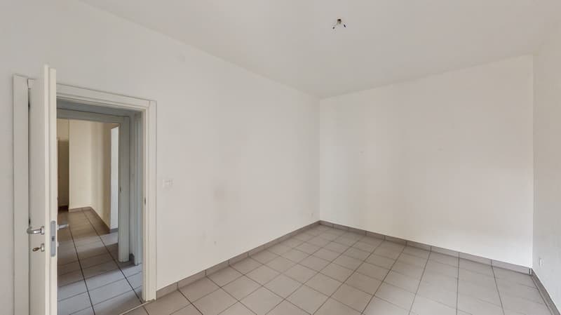 Helles Apartment in strategischer Lage in Molino Nuovo (6)