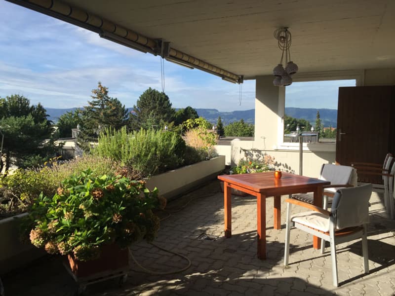 Appartement dans un endroit calme avec vue sur les Alpes (2)