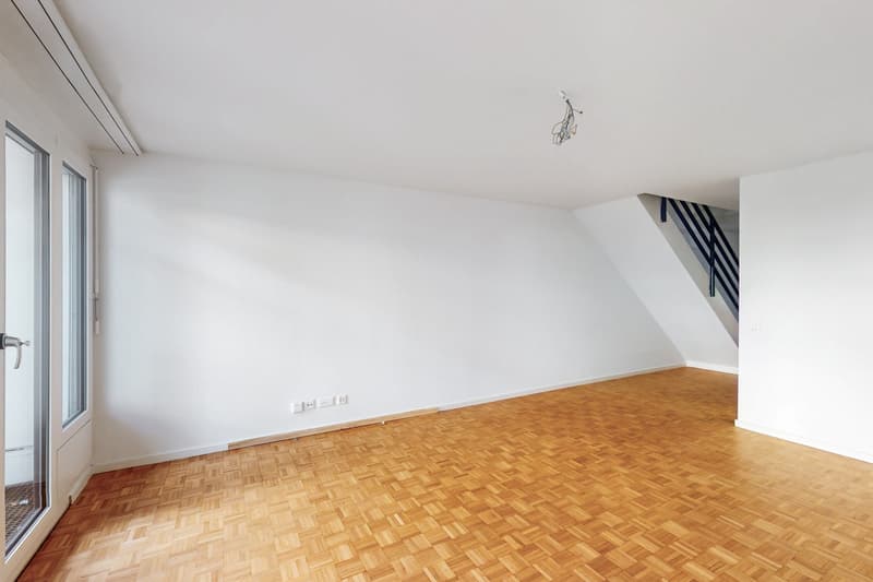Ansprechende Maisonette-Wohnung mit Sitzplatz (2)