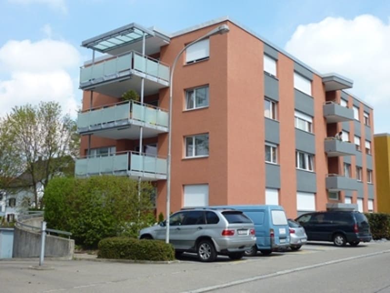 freier Einstellplatz in Dietikon (2)